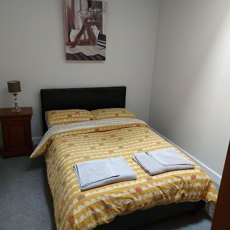 Plaza Suite 61 B Бангор Екстериор снимка