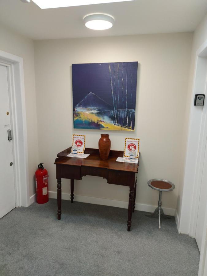Plaza Suite 61 B Бангор Екстериор снимка